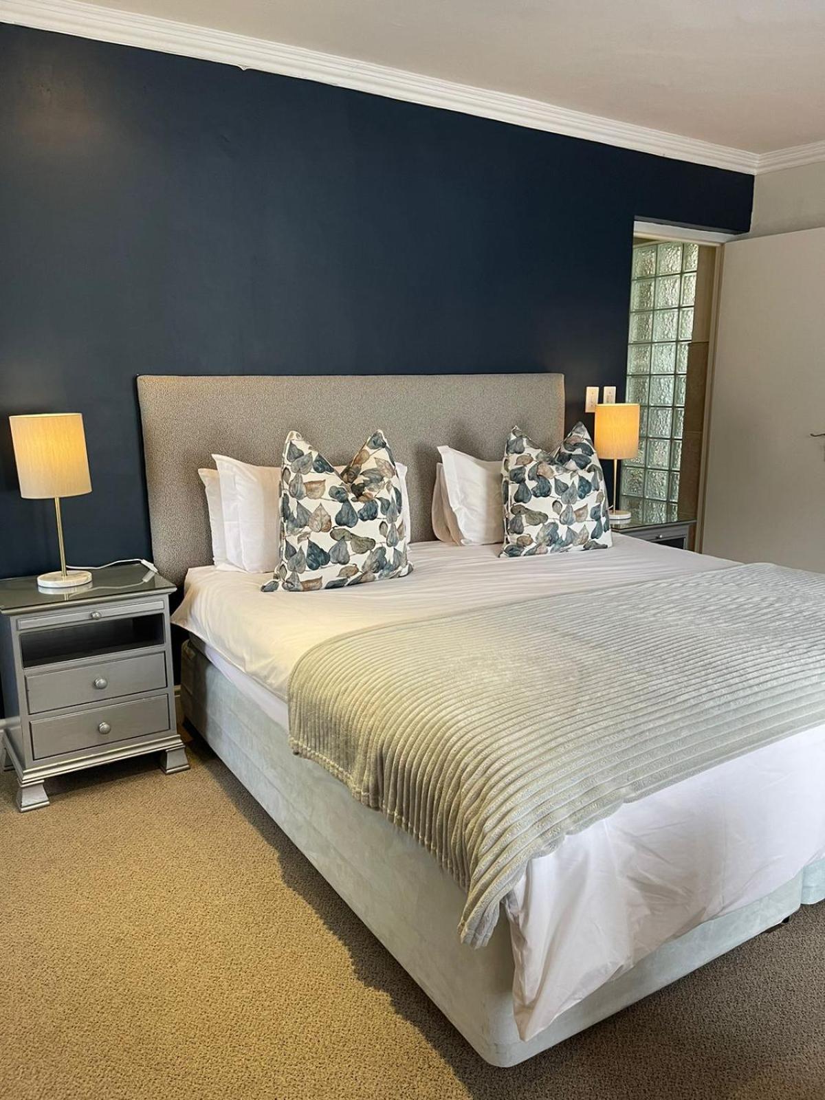 Plumwood Boutique Hotel By The Living Journey Collection فرانستشوك المظهر الخارجي الصورة